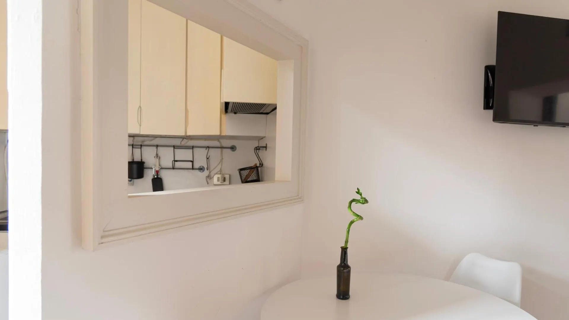 شقة Casa Renoir 5 Minuti Da Duomo ميلان